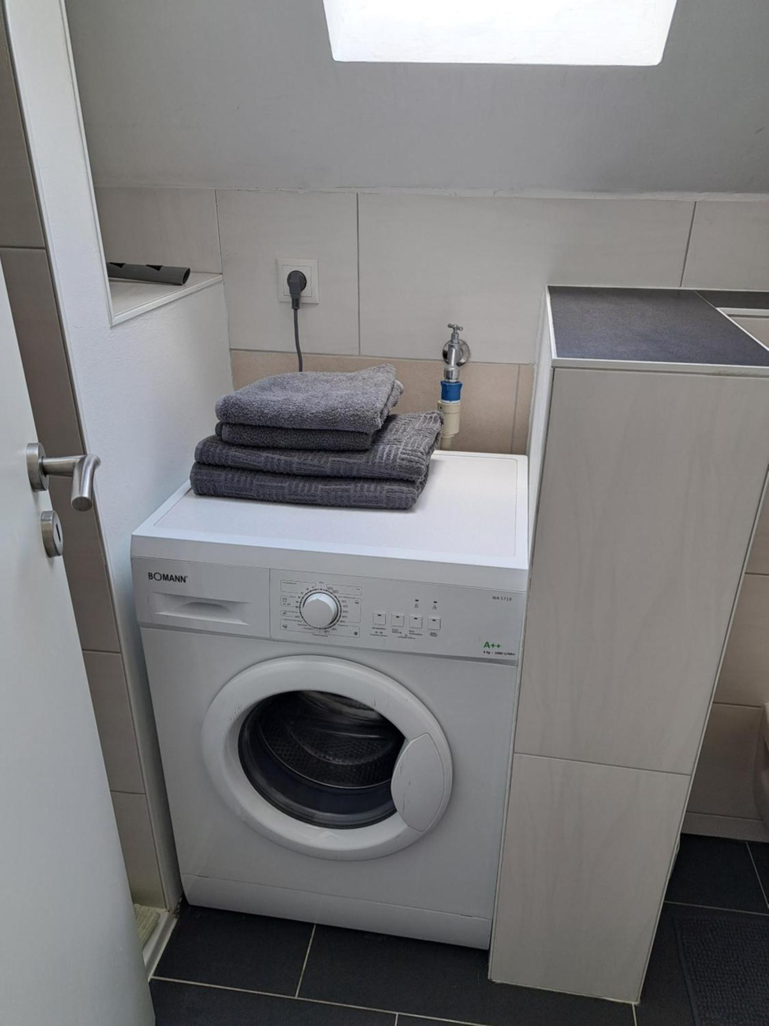 Wunderschoenes 2 Zimmer Apartment Inkl. Parkplatz Asbach  Zewnętrze zdjęcie