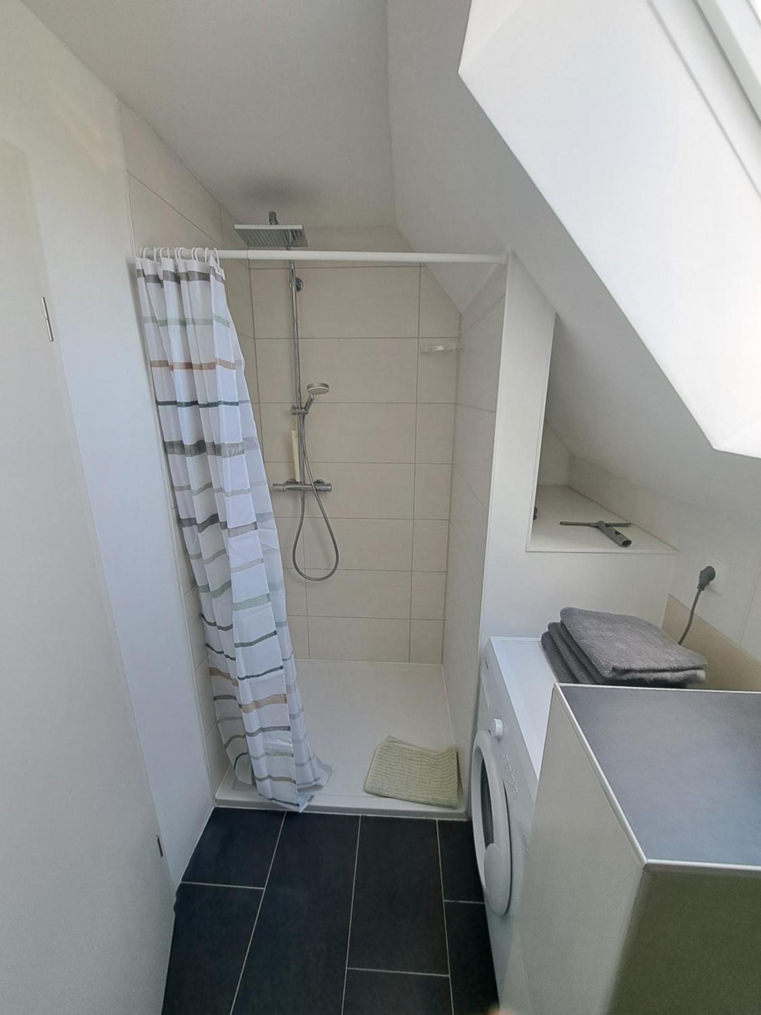 Wunderschoenes 2 Zimmer Apartment Inkl. Parkplatz Asbach  Zewnętrze zdjęcie