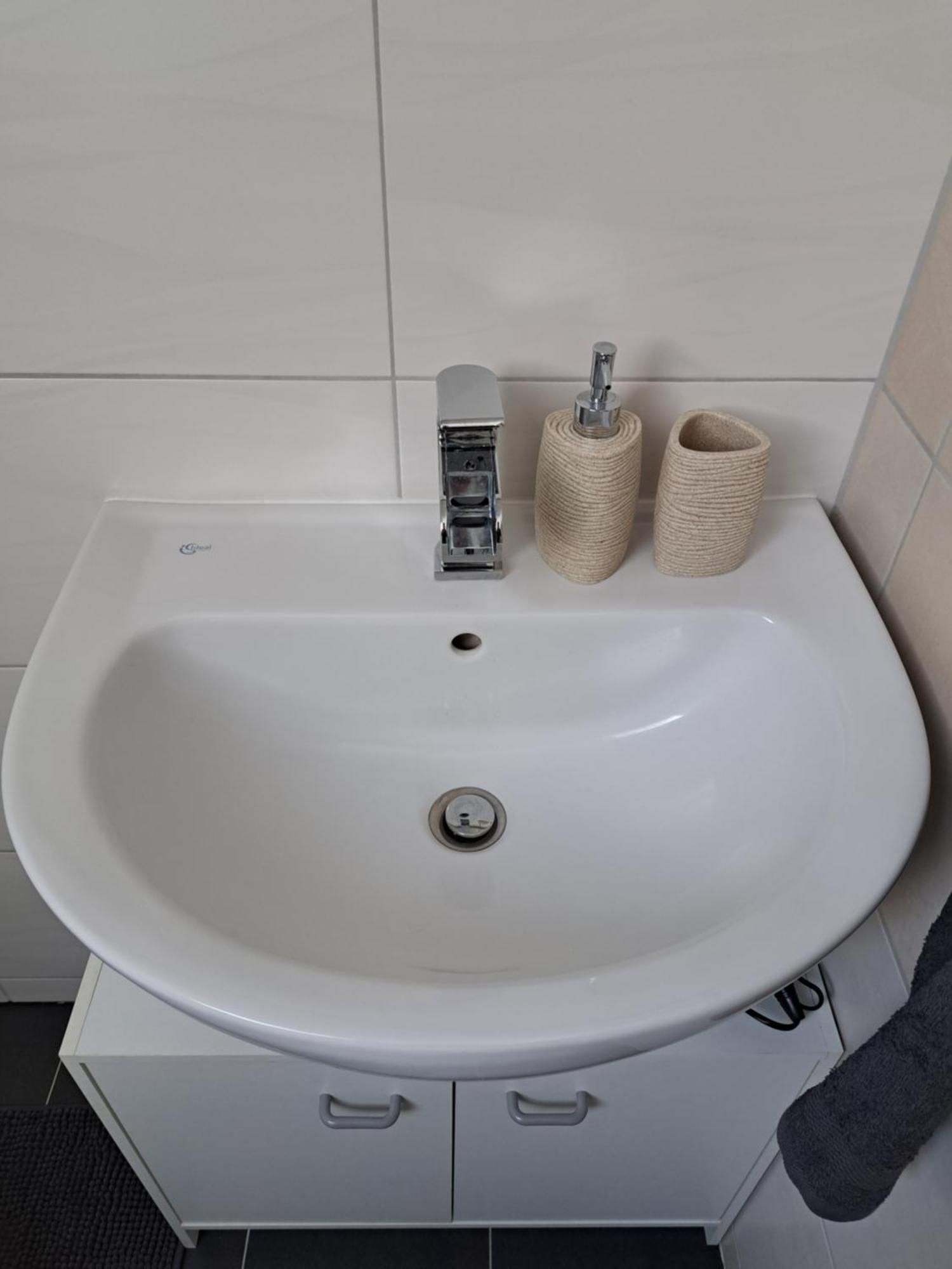 Wunderschoenes 2 Zimmer Apartment Inkl. Parkplatz Asbach  Zewnętrze zdjęcie